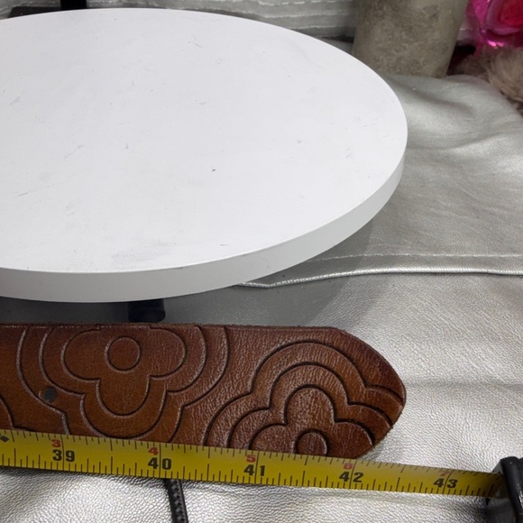 (H) Gap 1969 Vintage Floral Design Large Leather Belt - Picture 9 of 11